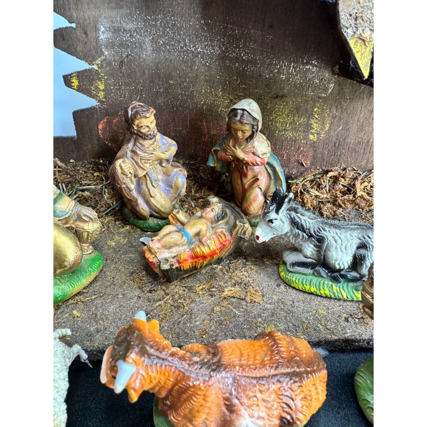 Vintage Italian Nativity Set 12 Pieces Including Creche 4" Scale Italy