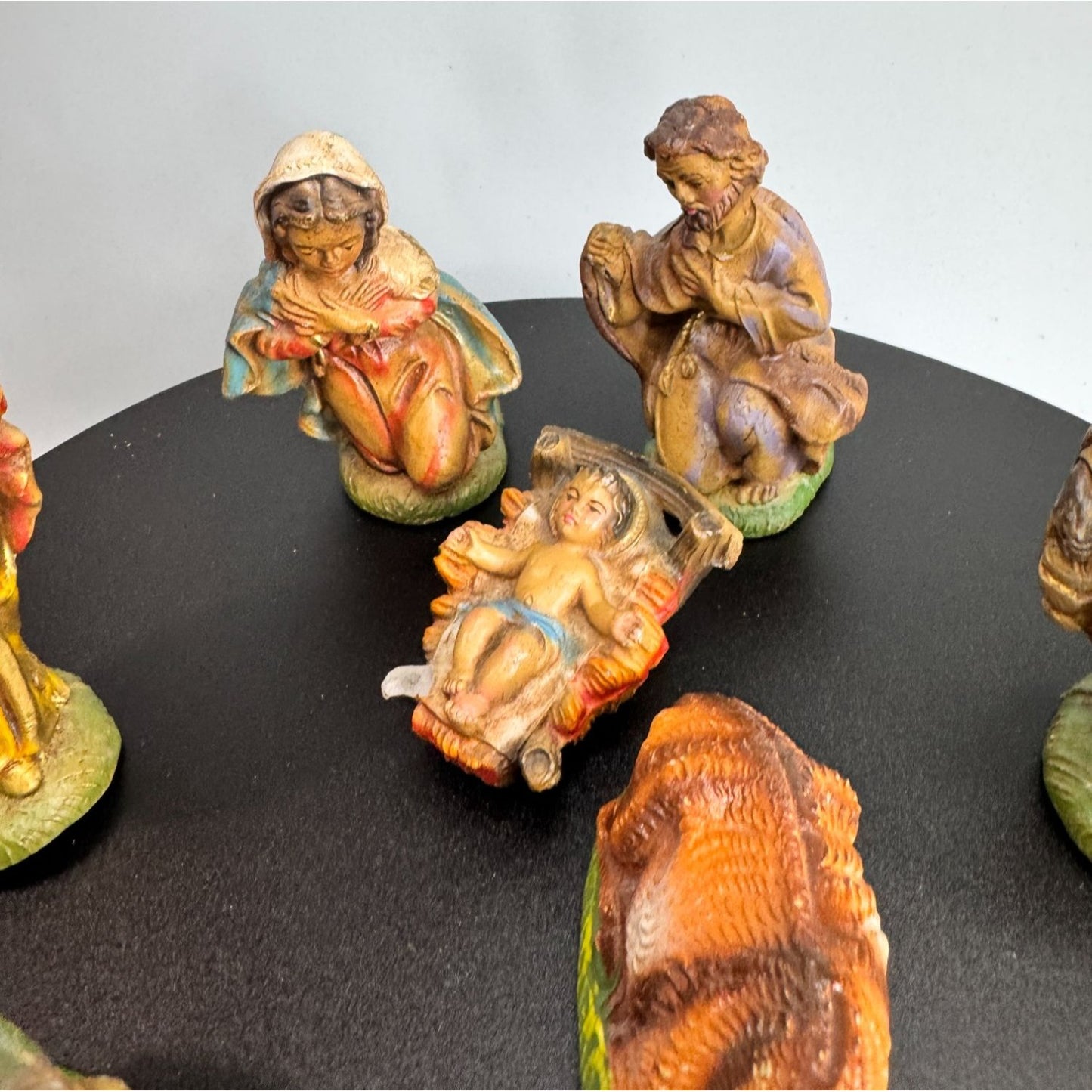 Vintage Italian Nativity Set 12 Pieces Including Creche 4" Scale Italy