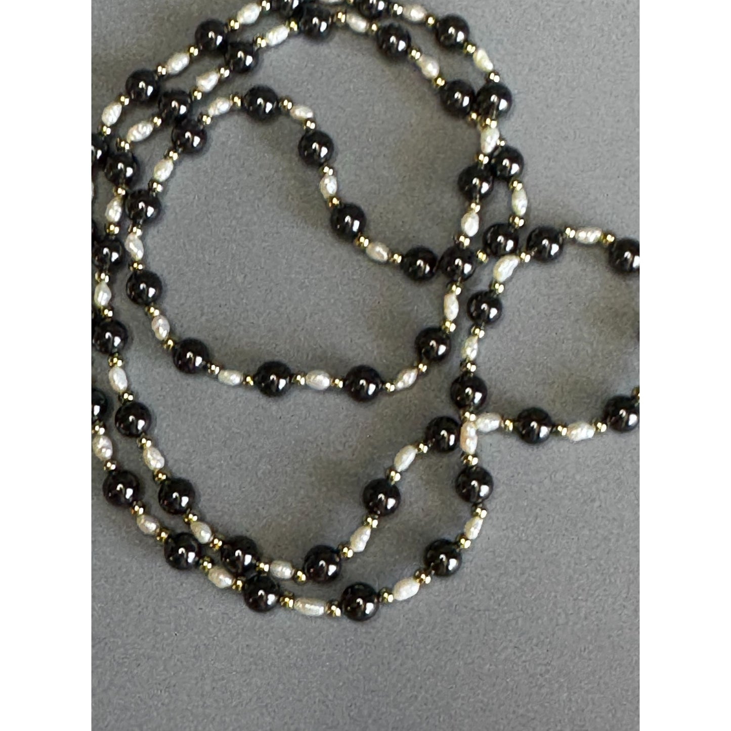 28" Freshwater Pearl and Black Glass Bead Necklace Gold Tone Spacers
